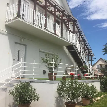 Lelle-kert 02 * Балатонлелле