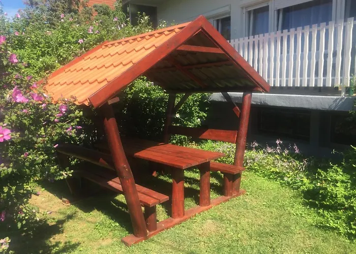 Lelle-kert 02 Apartman *