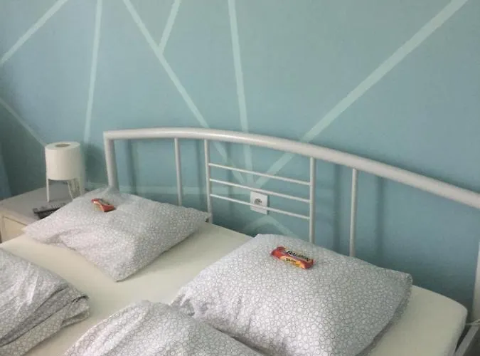 Lelle-kert 02 * בלטונללה